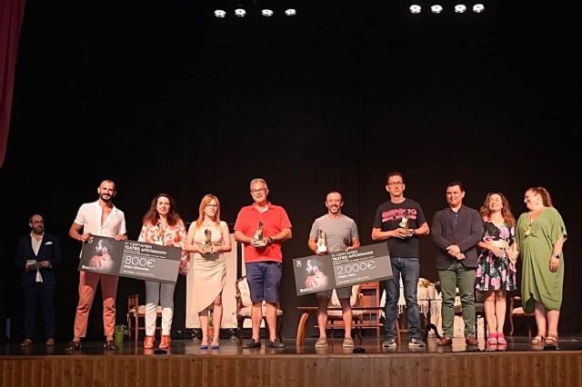 El grupo Diversas Teatro, de Zaragoza, gana el premio a Mejor Obra en el Festival de Teatro Aficionado Francisco Rubio, de San Javier - 1, Foto 1