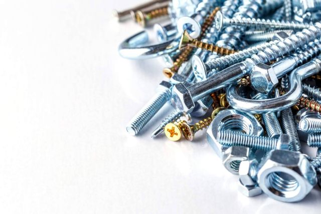 Notable estándar de calidad en los accesorios de tornillería inoxidable de Suministros Tomás Beltrán - 1, Foto 1