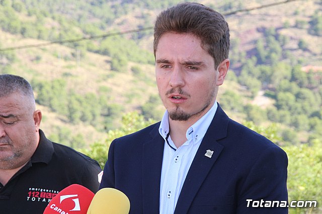 Sendas patrullas con dos voluntarios de Proteccin Civil realizarn todo este verano labores de vigilancia mvil en Sierra Espua, en Totana - 20