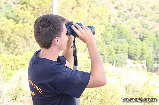 Sendas patrullas con dos voluntarios de Proteccin Civil realizarn todo este verano labores de vigilancia mvil en Sierra Espua, en Totana - 12