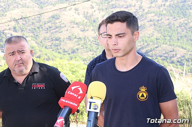 Sendas patrullas con dos voluntarios de Proteccin Civil realizarn todo este verano labores de vigilancia mvil en Sierra Espua, en Totana - 18