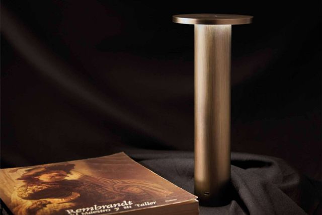 El impacto y beneficio de apostar por productos de proximidad, como las luminarias Made in Barcelona de Insolit - 1, Foto 1