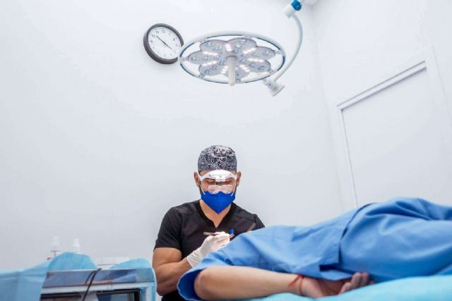 Los principales beneficios de la técnica FUE de cirugía capilar - 1, Foto 1