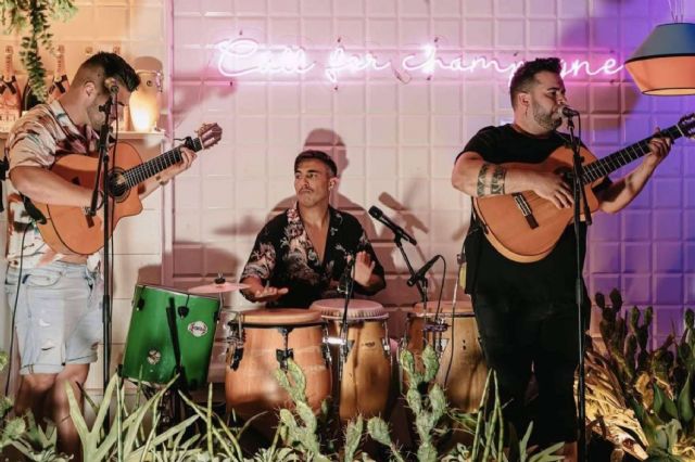 Rumbita Barcelona permite disfrutar de una cena con música en vivo - 1, Foto 1