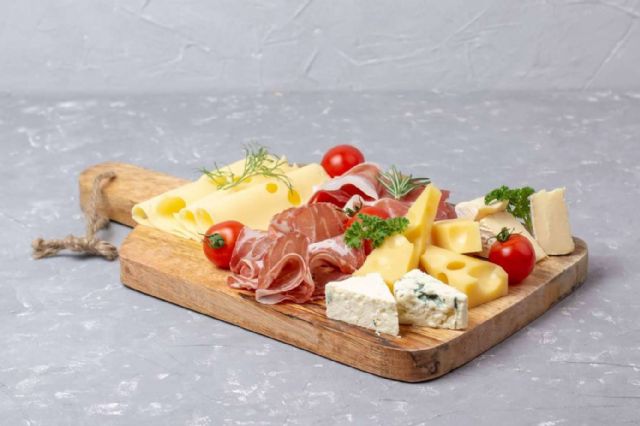 La tabla de quesos y embutidos de Bon León para sorprender a los invitados - 1, Foto 1