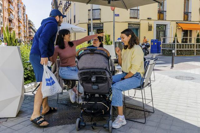 La Seguridad Social ha tramitado 236.112 permisos por nacimiento y cuidado de menor en el primer semestre del año - 1, Foto 1