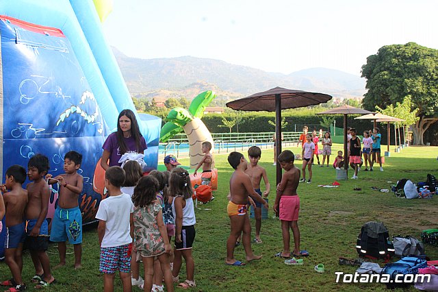 Finaliza la segunda quincena de la Escuela de Verano, celebrada en el Polideportivo, con ms de un centenar de participantes - 1
