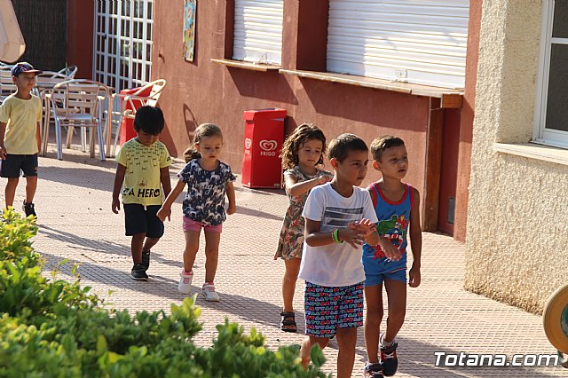 Finaliza la segunda quincena de la Escuela de Verano, celebrada en el Polideportivo, con ms de un centenar de participantes - 13