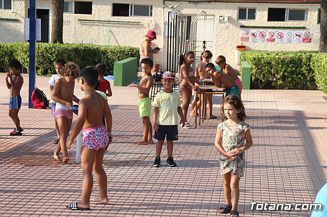 Finaliza la segunda quincena de la Escuela de Verano, celebrada en el Polideportivo, con ms de un centenar de participantes - 18