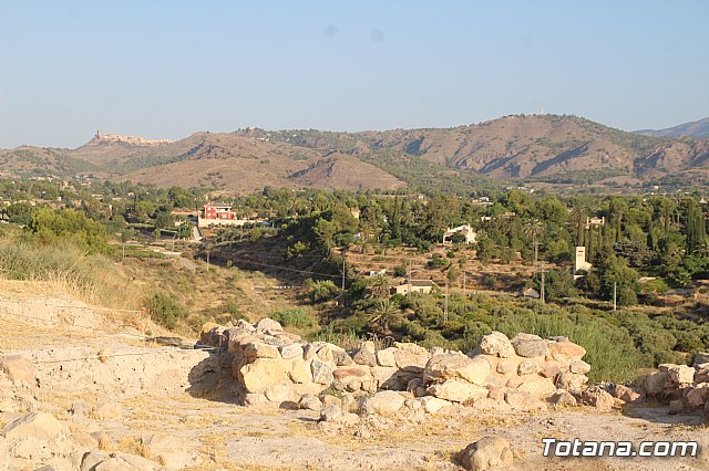 Autoridades locales visitan la IX edicin del Campo de Trabajo Arqueolgico en el yacimiento Las Cabezuelas - 2