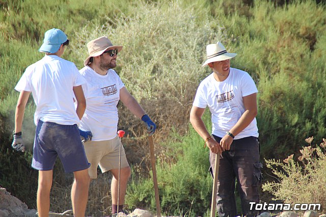 Autoridades locales visitan la IX edicin del Campo de Trabajo Arqueolgico en el yacimiento Las Cabezuelas - 22