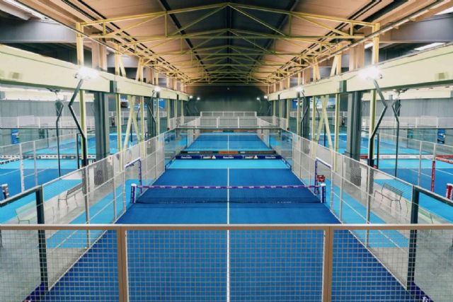 Focos de iluminación LED para pistas de pádel, con Óptima LED - 1, Foto 1