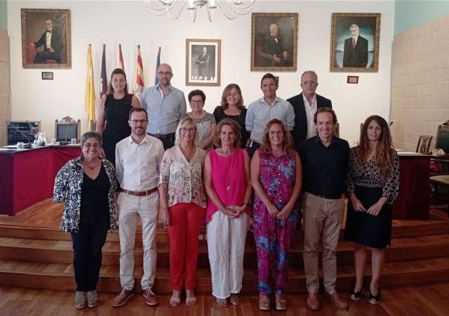Teresa Ribera reafirma ante las administraciones locales e insulares de Menorca el compromiso del Gobierno con la transformación energética de las Islas - 1, Foto 1