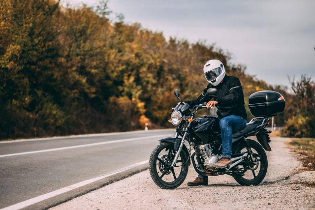 MOTÓNITY ofrece marcas como REV´IT! para conseguir ropa de moto - 1, Foto 1