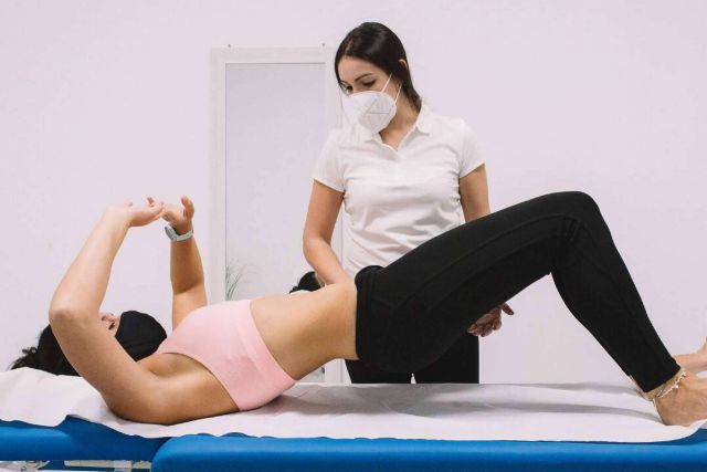 El centro de fisioterapia del suelo pélvico en Barcelona, Clínica Axial, da las claves para evitar la diástasis abdominal, la incontinencia urinaria y los prolapsos que aparecen en el postparto - 1, Foto 1