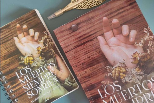 Aquellos que creen que no les gusta la historia pueden leer la novela Los muertos siempre sonríen - 1, Foto 1