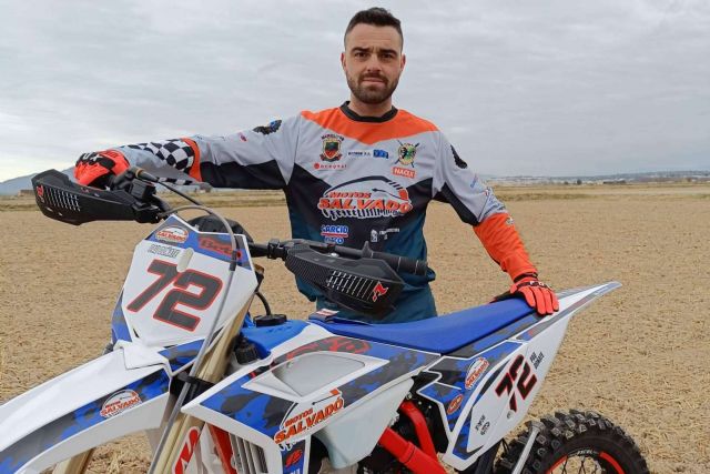 Ropa off road a medida de ADHESIVOSEMBARRADOS - 1, Foto 1