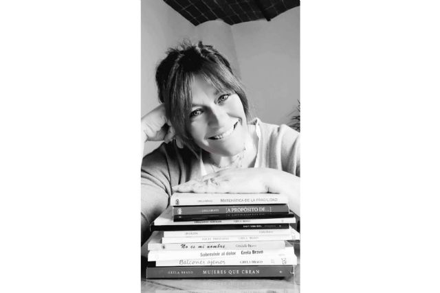 Grela Bravo invita a abrazar la libertad con ´Maneras de decirlo´, su doceavo libro - 1, Foto 1