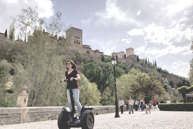 Play Granada, más de 20 años ofreciendo tours por Granada - 1, Foto 1