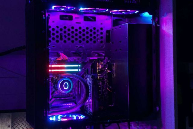 Opirata permite configurar un PC gaming - 1, Foto 1