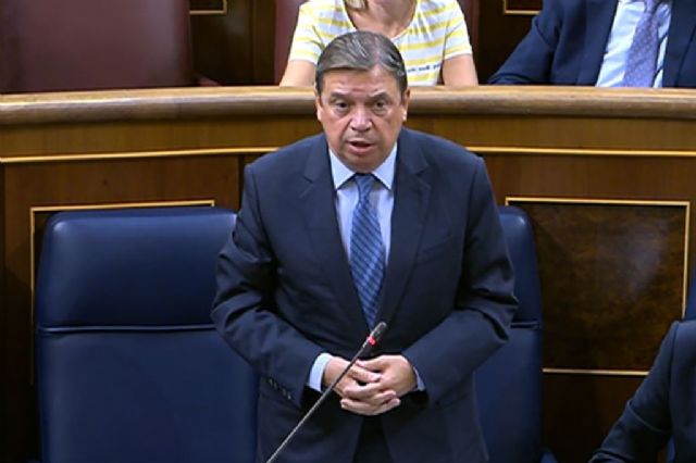 Luis Planas: España recurrirá ante el Tribunal de Justicia de la UE la decisión de la Comisión Europea de vetar la pesca en 87 áreas del Atlántico - 1, Foto 1