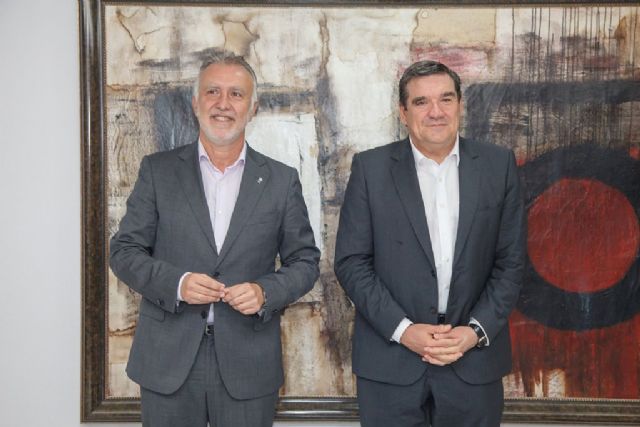 Escrivá firma con el presidente de Canarias el convenio de 50 millones para atención a migrantes - 1, Foto 1
