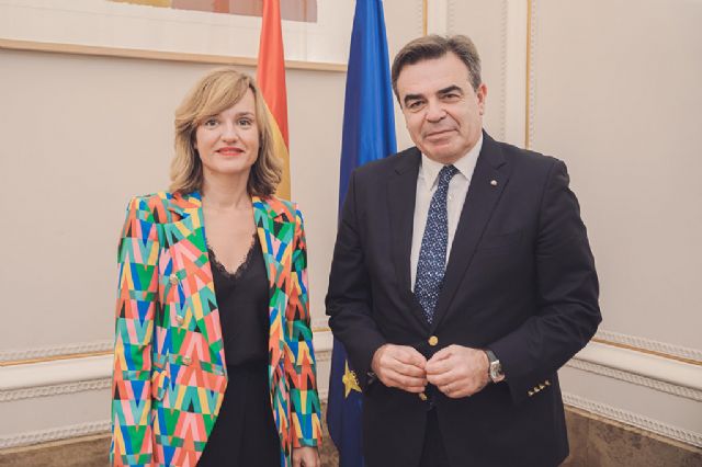 Pilar Alegría se reúne con el vicepresidente de la Comisión Europea, Margaritis Schinas - 1, Foto 1