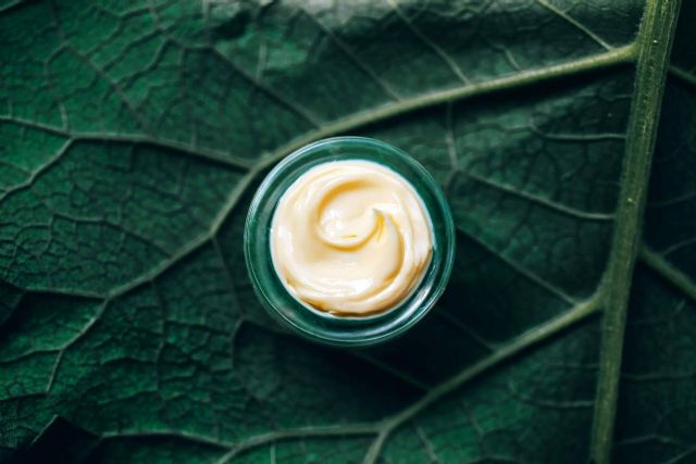 El cuidado de la cabeza a los pies que sana y energiza de la mano de la cosmética Bio AYDOAGUA - 1, Foto 1