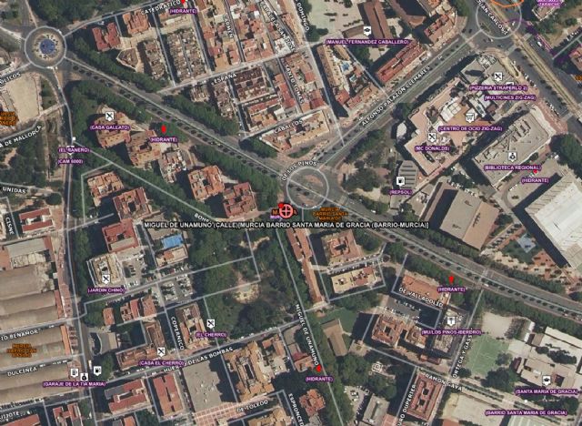 Servicios de emergencias intervienen en el incendio de un edificio en Murcia - 1, Foto 1