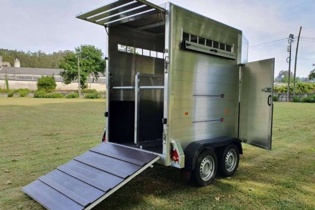 Las características que deben tener las vans de caballos, por Buscoremolque - 1, Foto 1