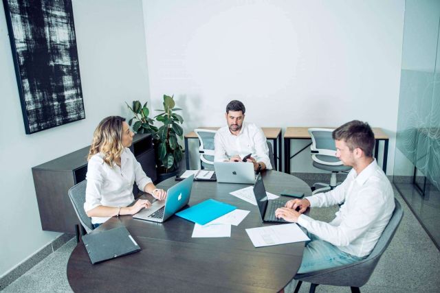 ¿Por qué es importante estructurar el equipo de trabajo de un restaurante? Smquatro - 1, Foto 1