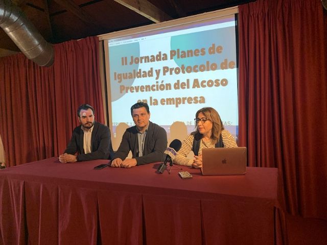 La concejalía de Mujer e Igualdad ayuda a las empresas del municipio a elaborar sus planes de igualdad y protocolos de acoso - 1, Foto 1