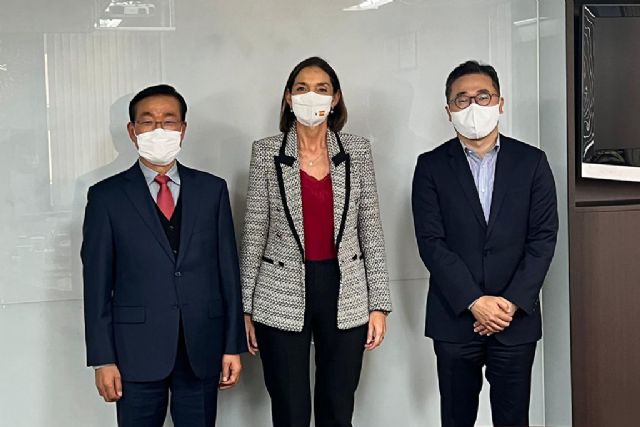 Reyes Maroto visita la empresa coreana ILJIN Materials que va a recibir 18,2 millones del PERTE VEC - 1, Foto 1