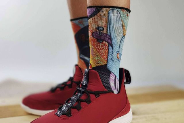 Entrevista a los fundadores de Isokisi, la marca de calcetines originales que combina moda y arte - 1, Foto 1