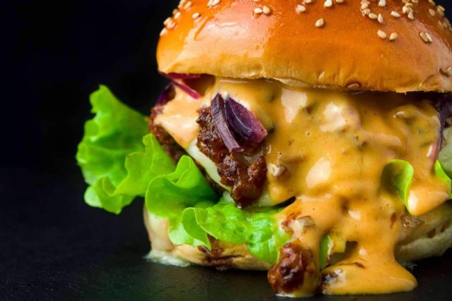 La iniciativa de hamburguesas solidarias de A Toda Mesa - 1, Foto 1