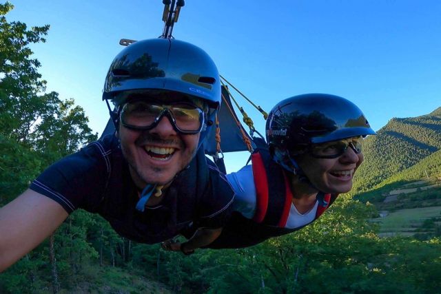 Tirarse por la tirolina más rápida del mundo y disfrutar del entorno con Tirolina Ordesa Pirineos - 1, Foto 1