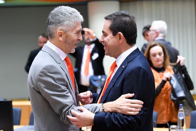 Grande-Marlaska: Debemos seguir salvando vidas, trabajando en la prevención de las salidas y rescatando en el mar a las personas en riesgo - 1, Foto 1