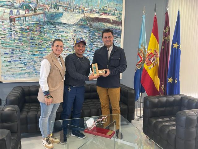 El artista venezolano, Jonhatan López gana el Premio del Público del Festival Imagina 2022 - 1, Foto 1