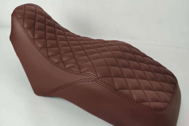 Mejorar la experiencia en la carretera con la personalización del asiento de moto que realiza JM-FUNDAS - 1, Foto 1