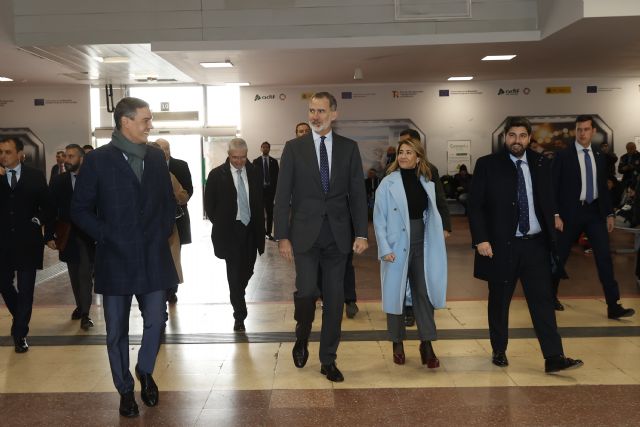 Pedro Snchez inaugura, junto al rey Felipe VI, la Lnea de Alta Velocidad Madrid-Murcia - 3