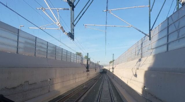 Pedro Snchez inaugura, junto al rey Felipe VI, la Lnea de Alta Velocidad Madrid-Murcia - 8