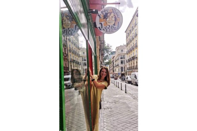 Silvia Sánchez publica ´With Janis Joplin´, obra publicada por Letrame Grupo Editorial - 1, Foto 1
