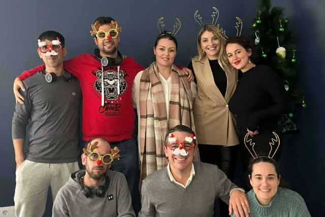 HNC desea a sus clientes una feliz Navidad y un próspero año nuevo - 1, Foto 1