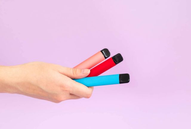 La comodidad de los vapers desechables de VitalCigar, una opción cada vez más elegida - 1, Foto 1