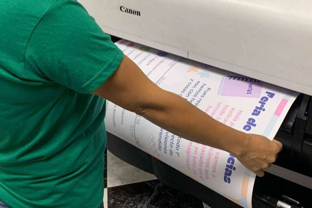 Imprimir carteles de impresión fotográfica con el servicio online y a domicilio de Fotocopia Barata - 1, Foto 1