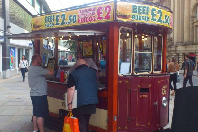 Al estudiar inglés de la mano de English Tickety Boo, el alumno obtiene información general y aprende sobre temas de interés personal de manera indirecta - 1, Foto 1