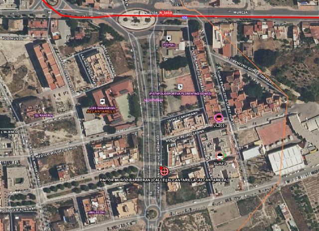 Servicios de emergencia dan por extinguido el incendio en el ático de una vivienda en Alcantarilla - 1, Foto 1