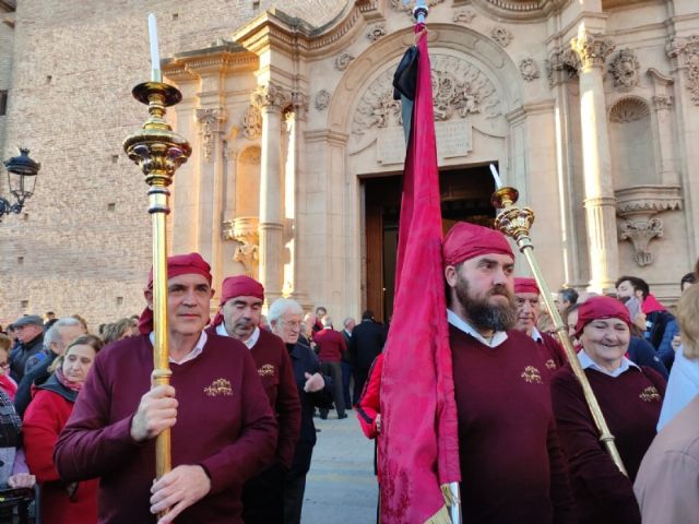 Ms de 15.000 personas participan en la jornada de romera de Santa Eulalia de Mrida, Patrona de Totana, que regresa a su santuario en Sierra Espua - 1