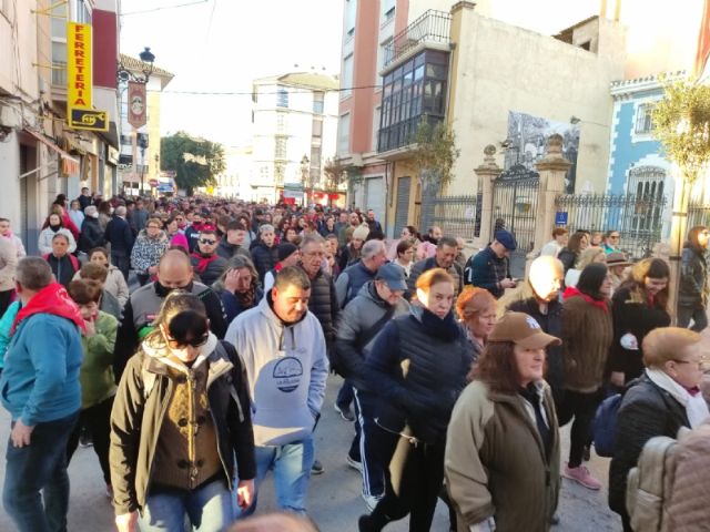 Ms de 15.000 personas participan en la jornada de romera de Santa Eulalia de Mrida, Patrona de Totana, que regresa a su santuario en Sierra Espua - 10