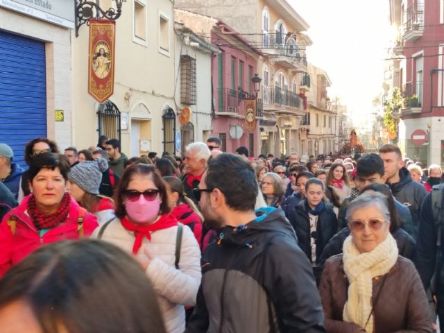 Ms de 15.000 personas participan en la jornada de romera de Santa Eulalia de Mrida, Patrona de Totana, que regresa a su santuario en Sierra Espua - 13